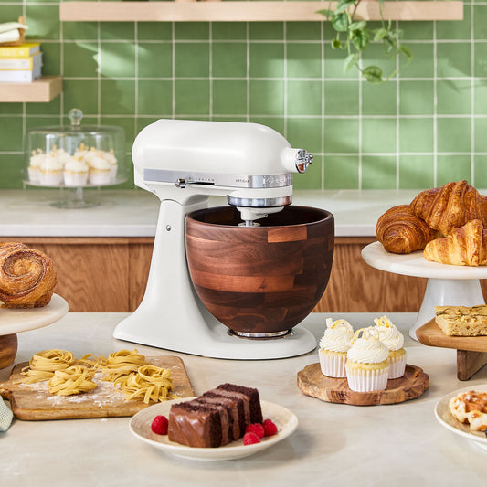 Artisan 4.7 l robotgép diófa tállal porcelánfehér