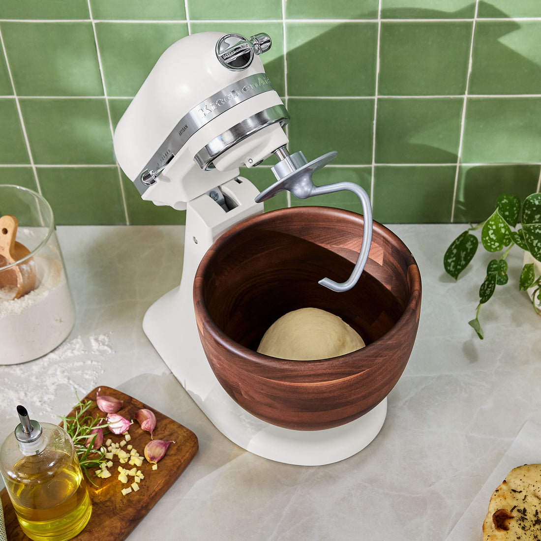 Artisan 4.7 l robotgép diófa tállal porcelánfehér